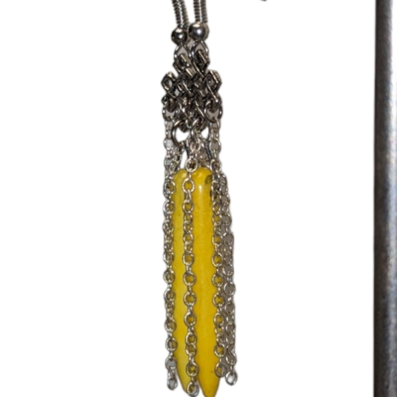 Handmade Silver Plated Celtic Knot Chains & Howlite Dagger Bead Dangle Earrings - Picture 2 of 5